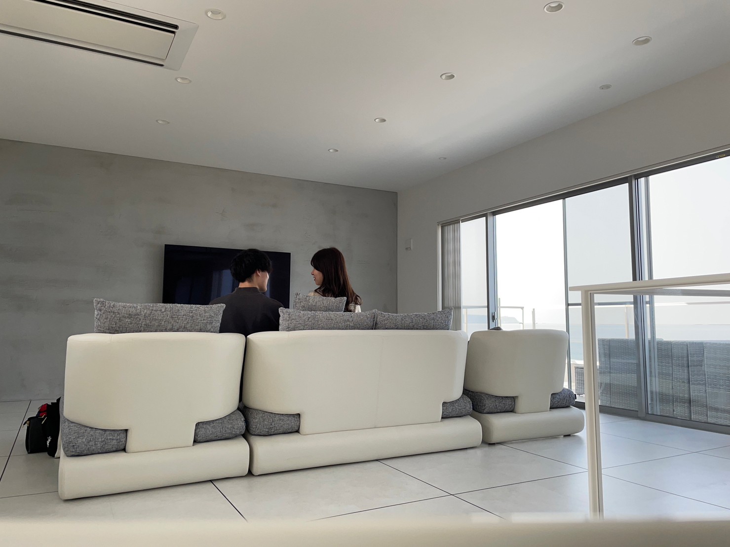 暴れだすのサムネイル